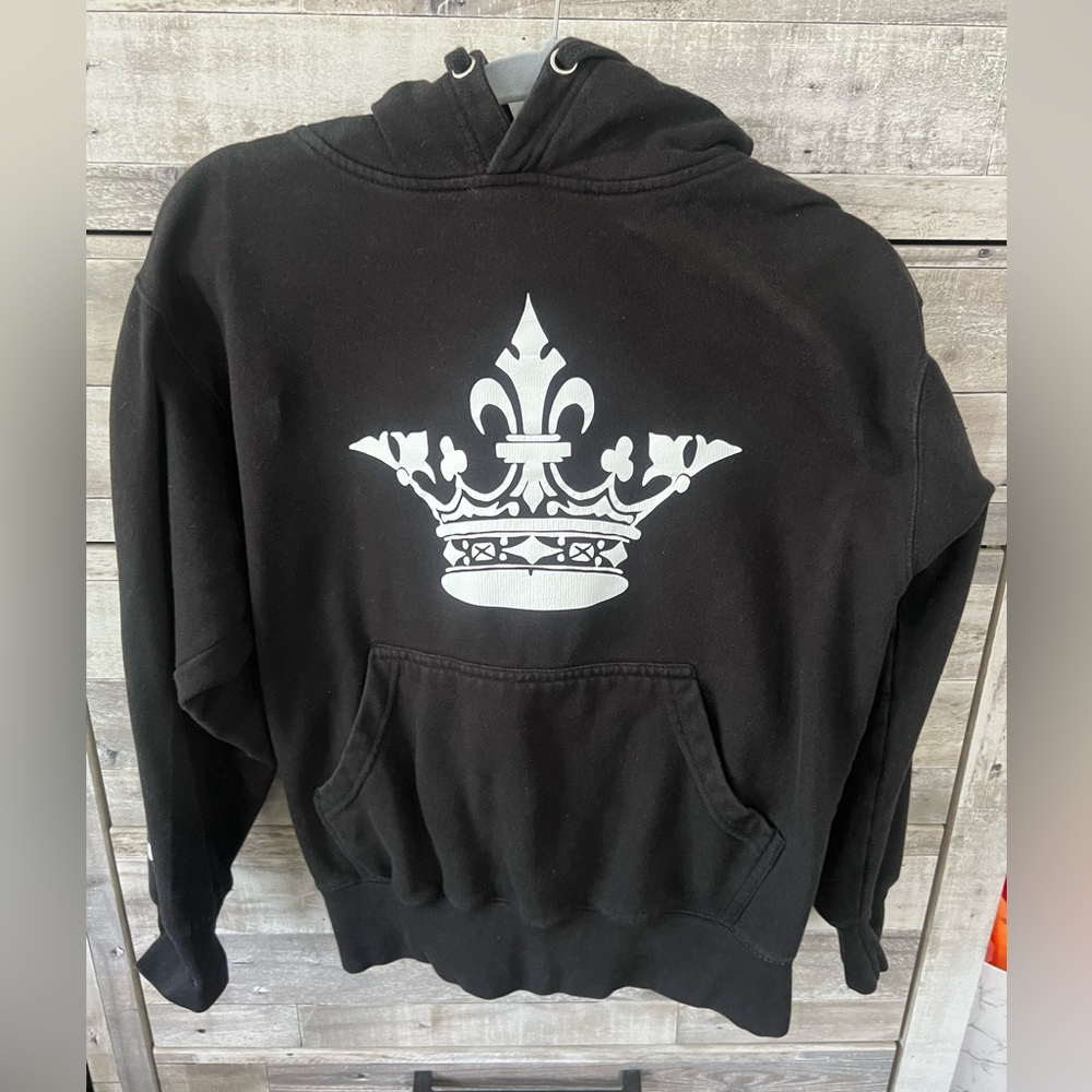 black hoodie